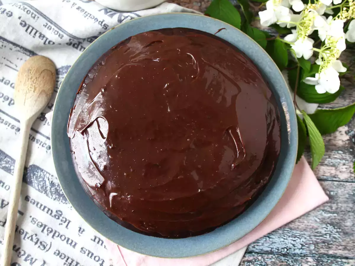 Ako pripraviť brigadeirovú polevu na torty? - foto 4