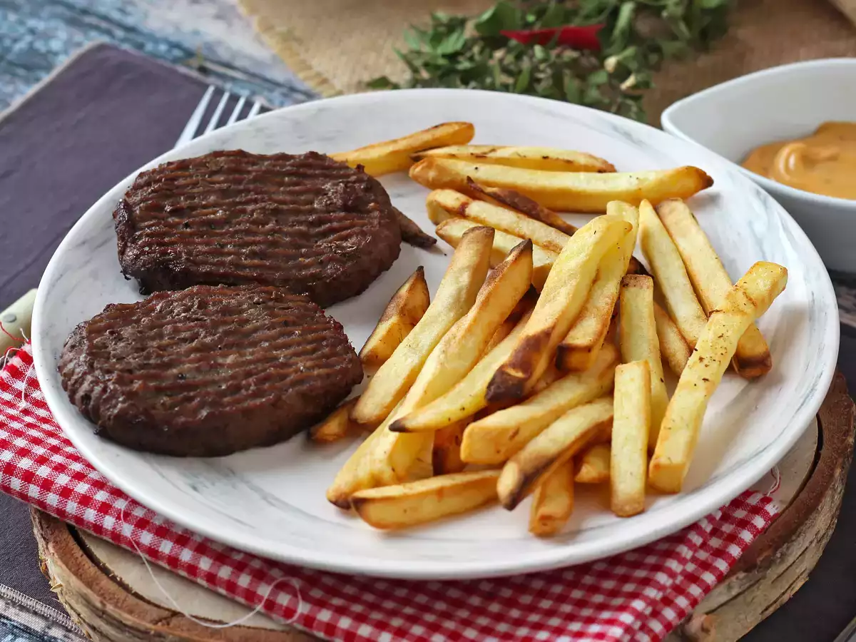 Ako pripraviť mletý steak vo fritéze Air Fryer? - foto 4
