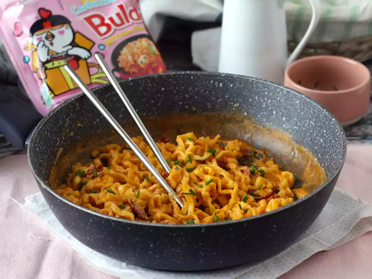 Ako uvariť rezance Buldak s príchuťou carbonara? Najlepší recept!