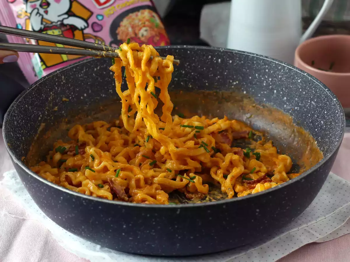 Ako uvariť rezance Buldak s príchuťou carbonara? Najlepší recept! - foto 3