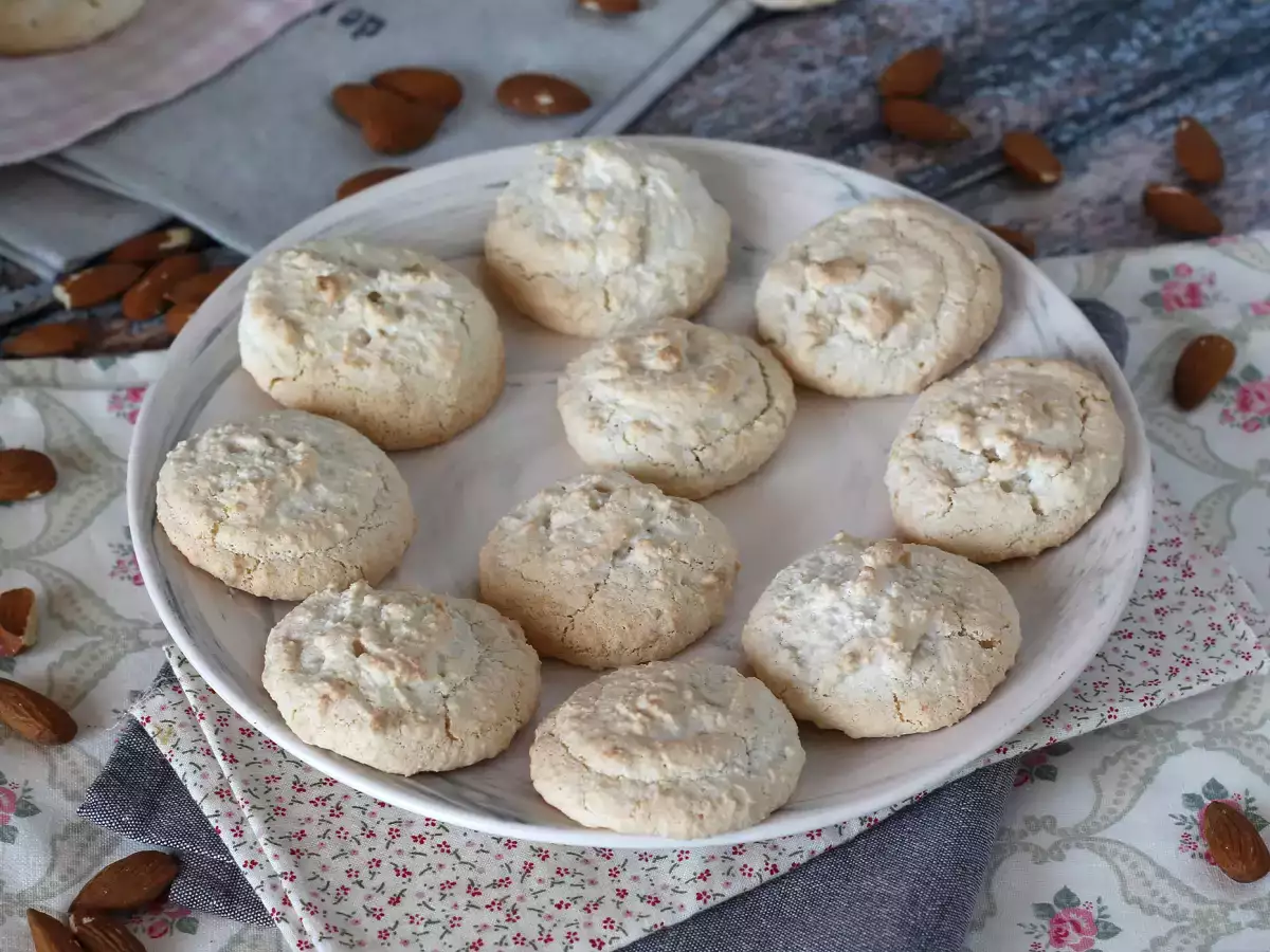 Amaretti, talianske mandľové pochúťky ideálne ku káve! - foto 4