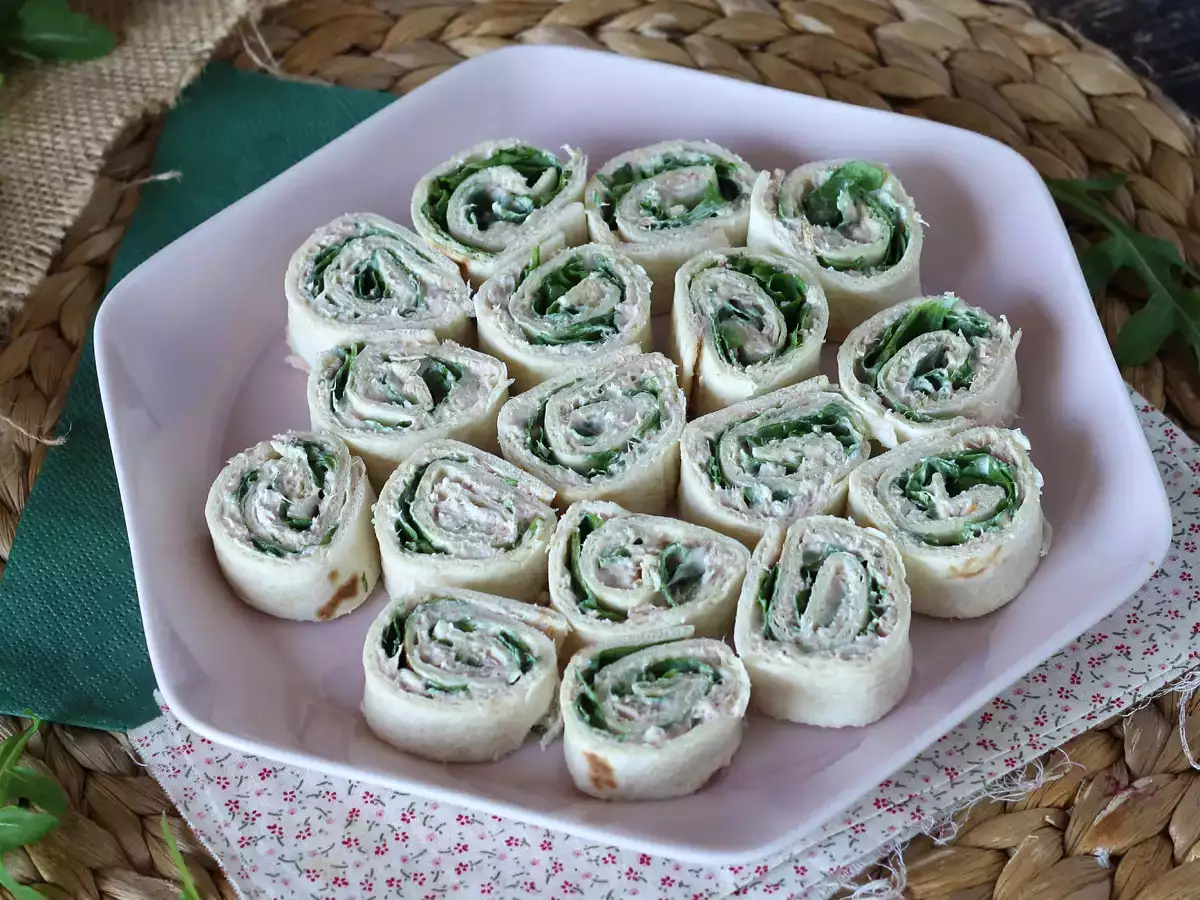 Aperitív v obale s tortillami, tuniakom a syrom fromage frais - foto 2