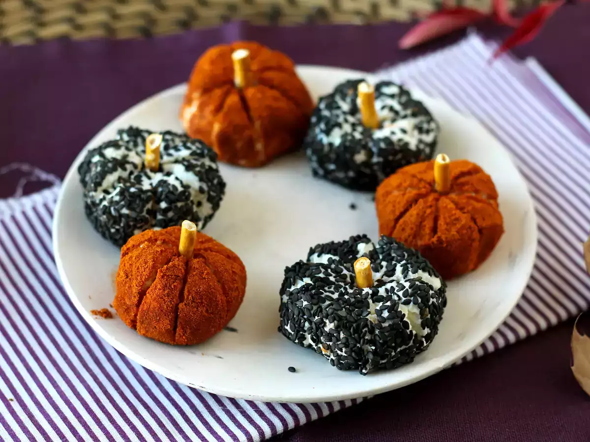 Aperitívna syrová nátierka v tvare tekvice, ideálna na Halloween! - foto 5