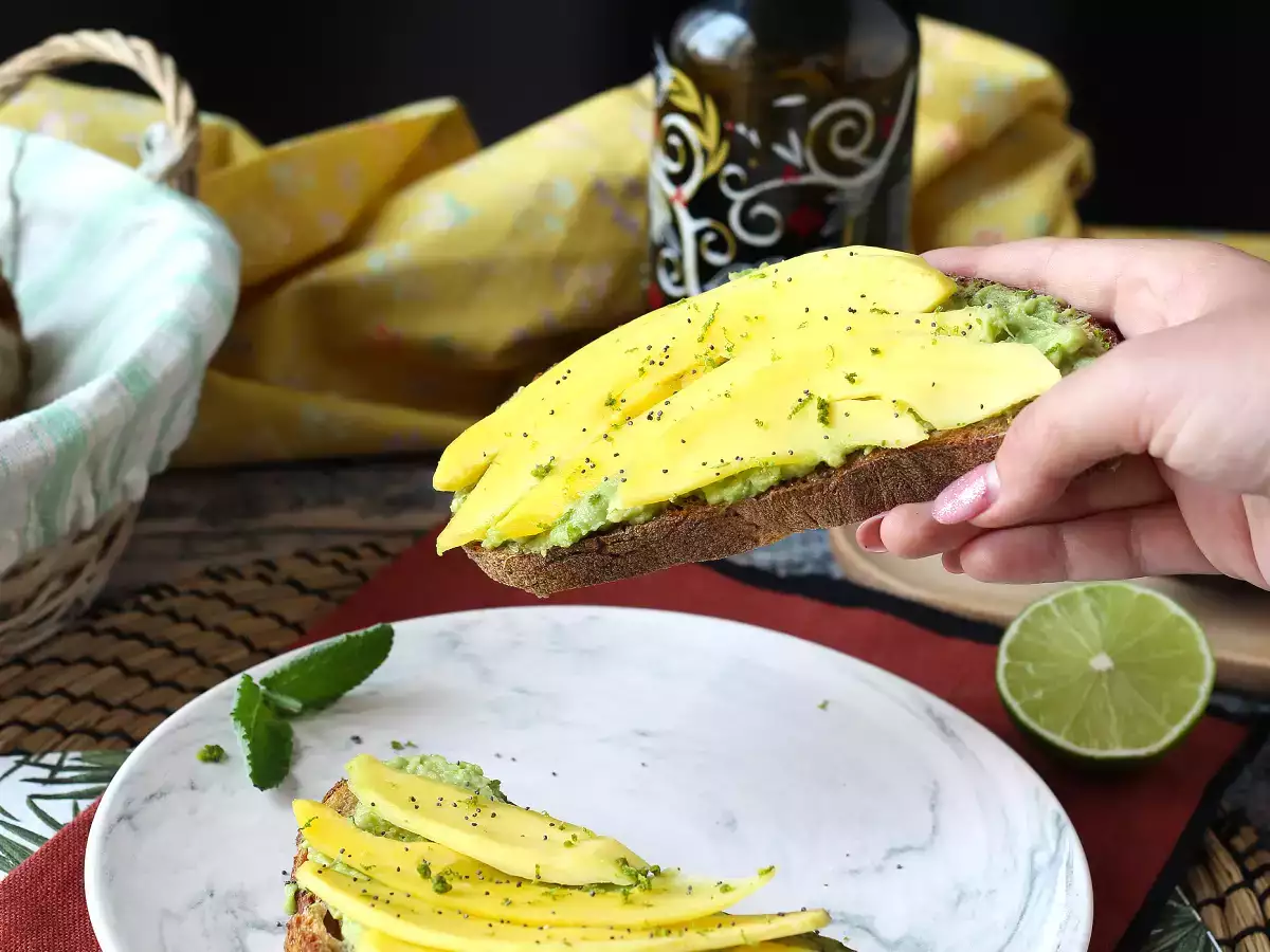 Avokádový toast s mangom a limetkou: svieži, rýchly a chutný recept - foto 2