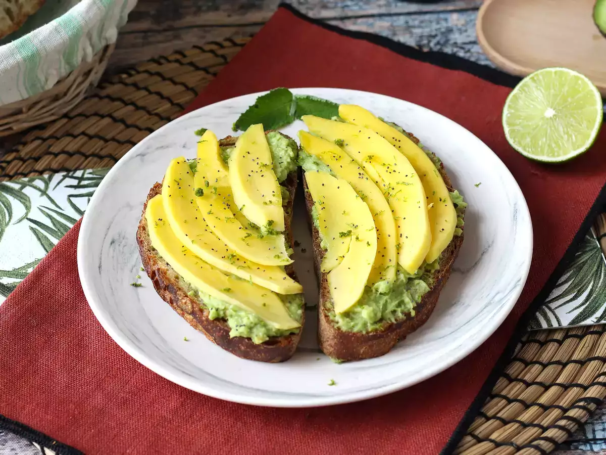 Avokádový toast s mangom a limetkou: svieži, rýchly a chutný recept - foto 4