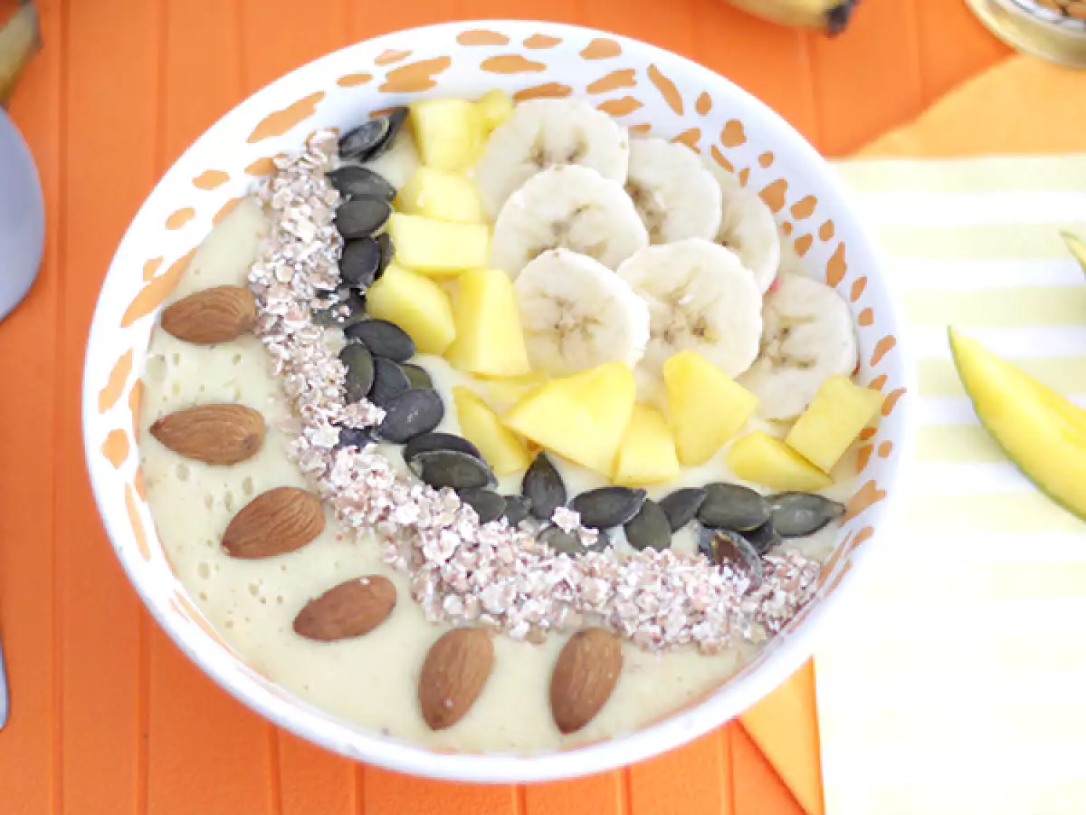 Banánová misa s mangovým smoothie - foto 2