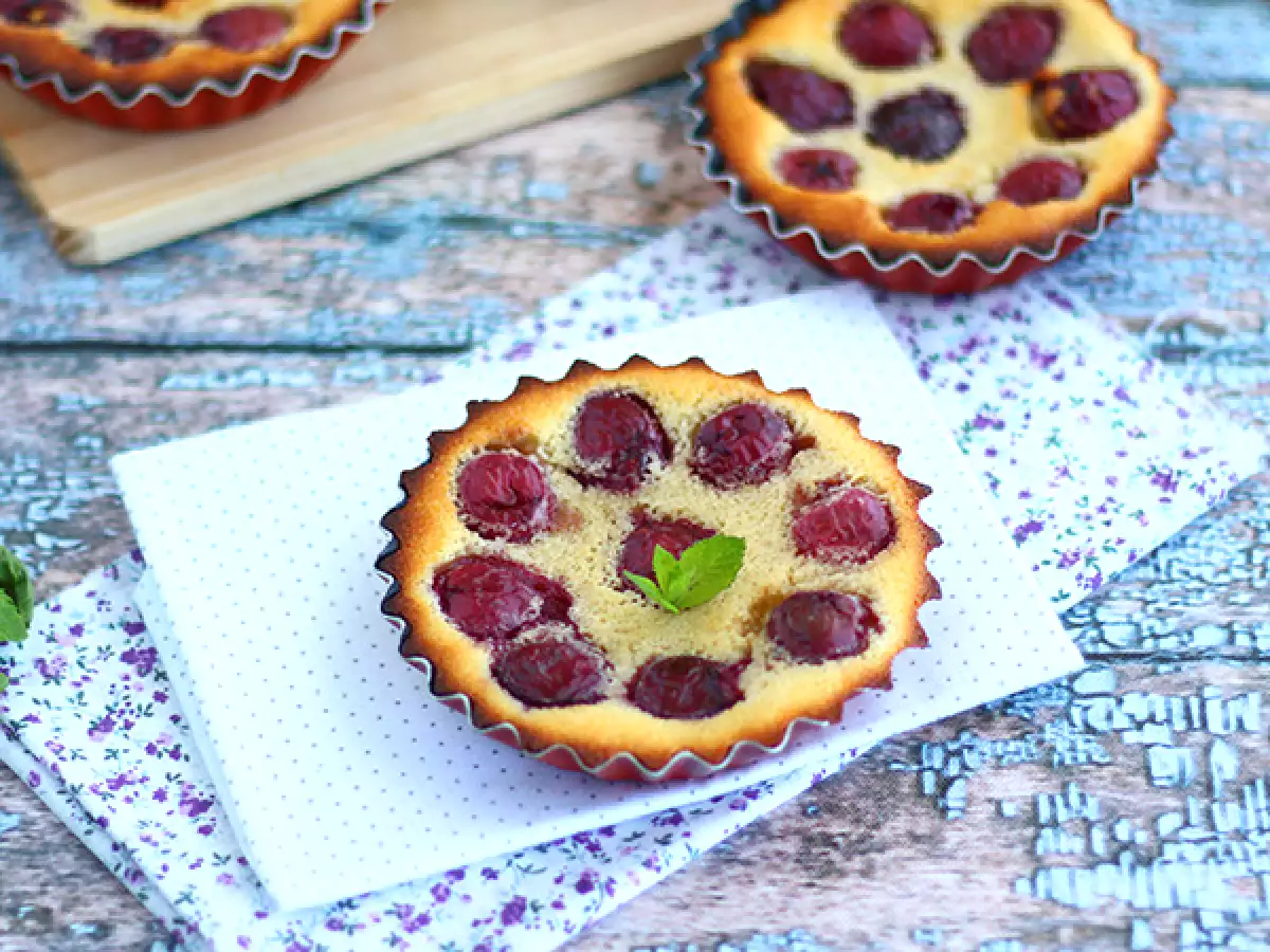 Bezlepkový mini čerešňový clafoutis