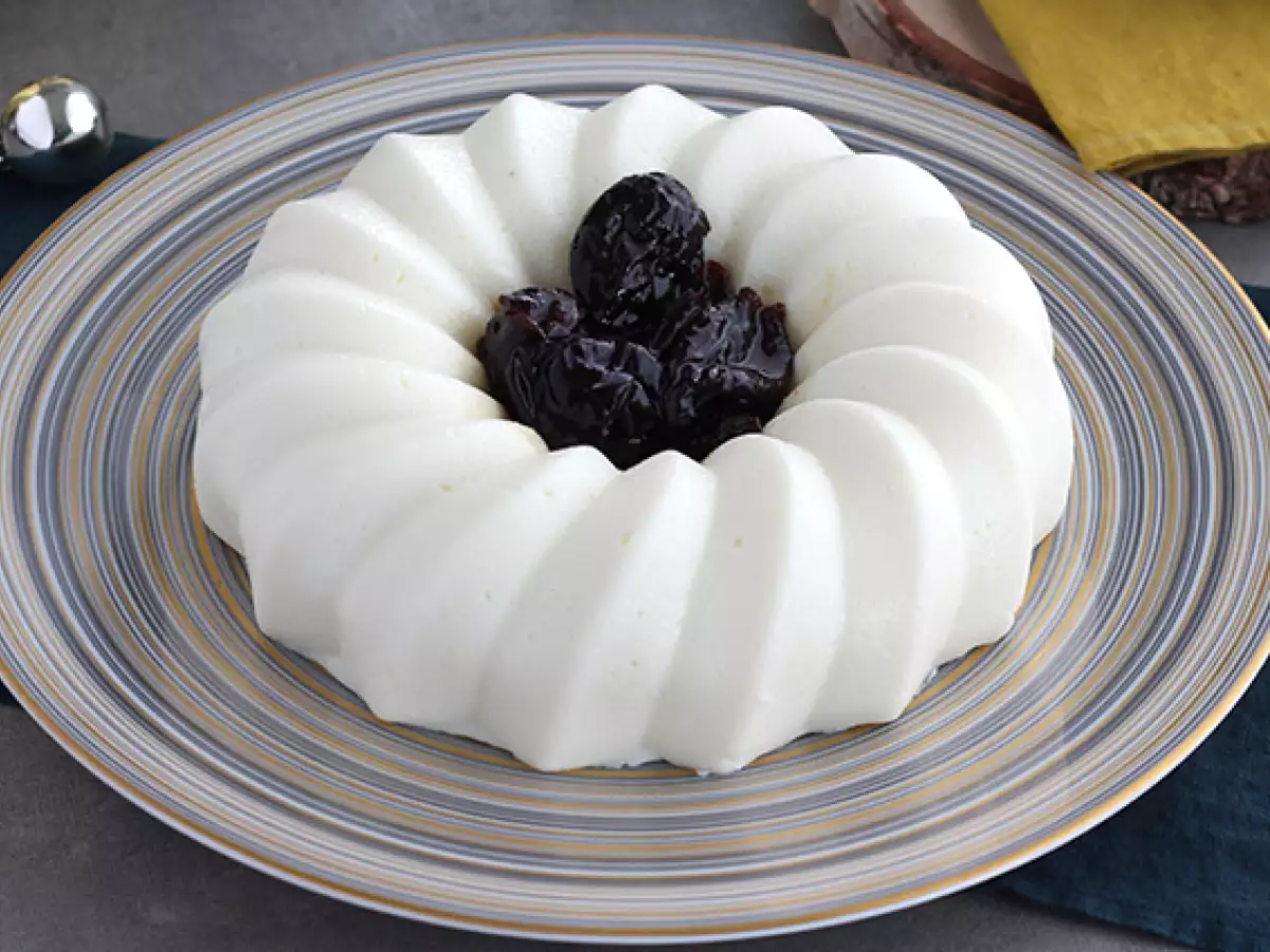 Blanc manger kokosové a slivkové coulis - foto 2
