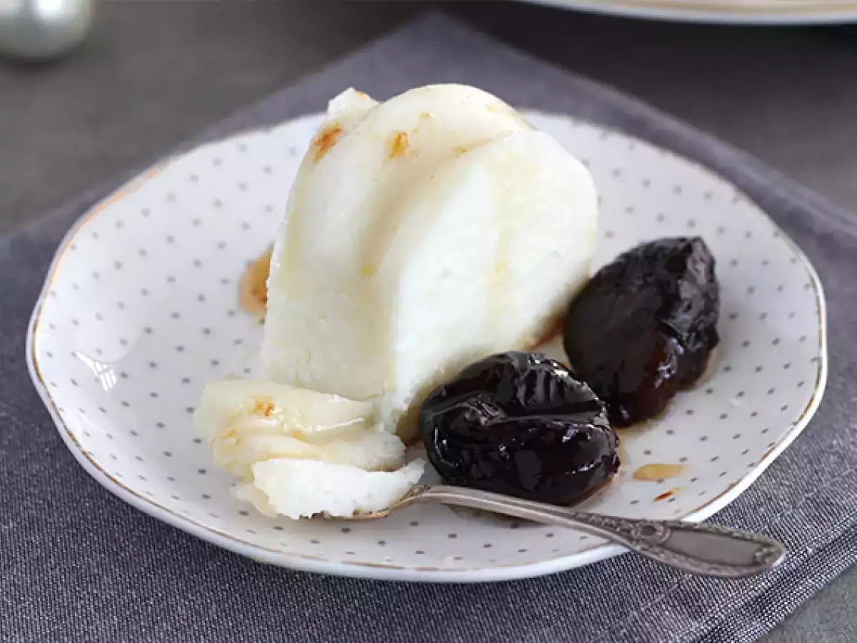Blanc manger kokosové a slivkové coulis - foto 3