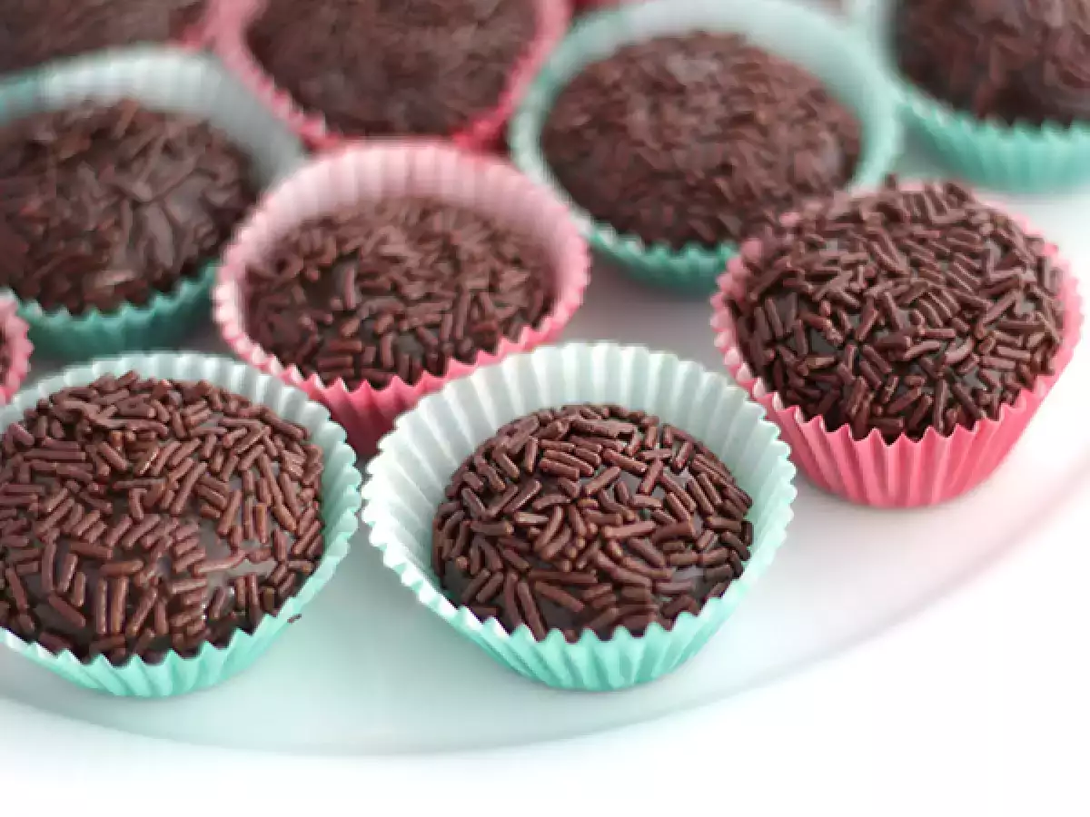 Brigadeiro, malé brazílske sladkosti - foto 3