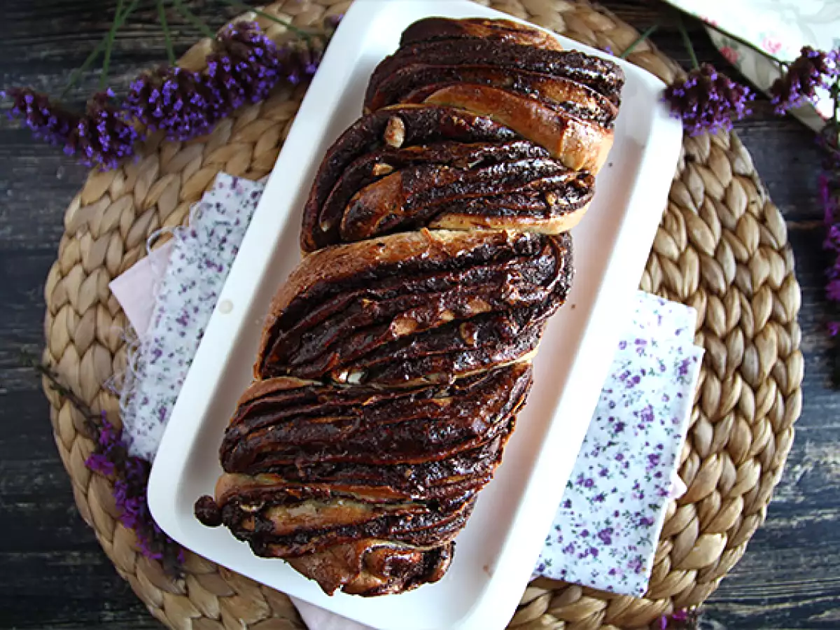 Brioška Babka s čokoládou a lieskovými orieškami - foto 3