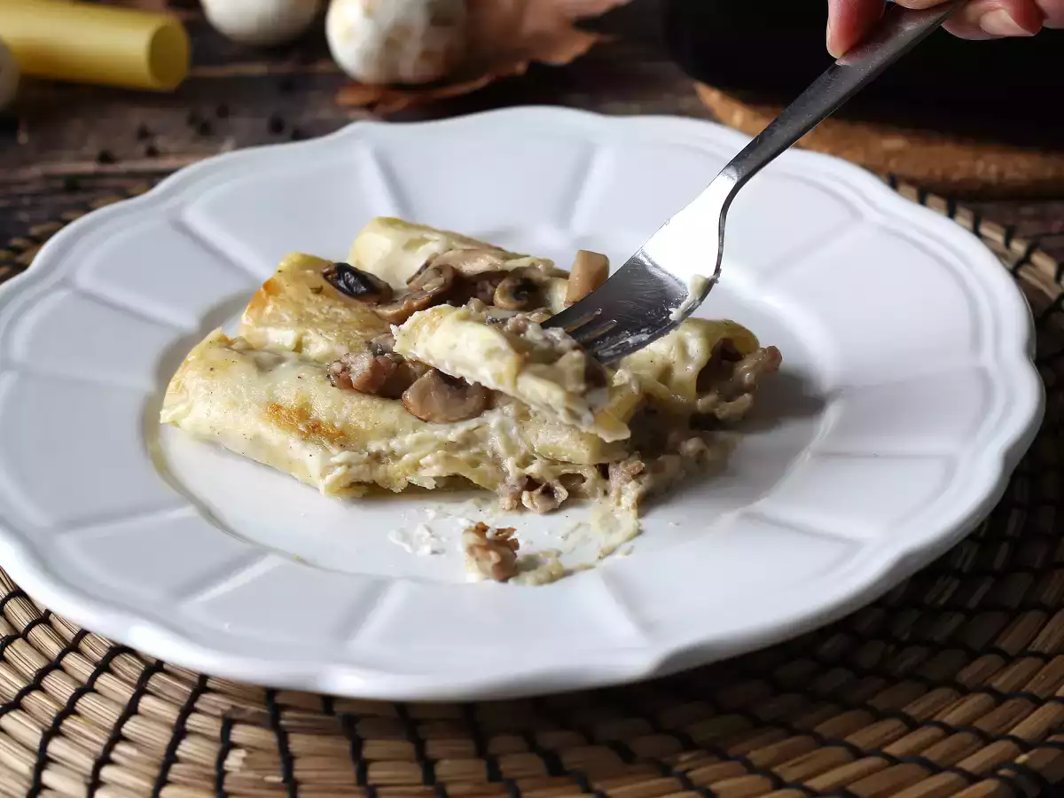 Cannelloni huby a klobása: bohatý a chutný prvý chod - foto 7