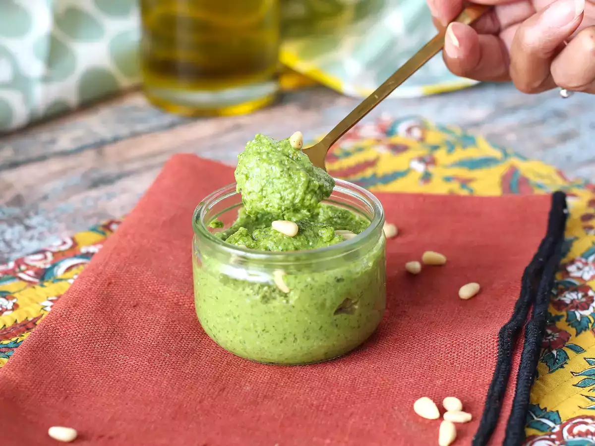 Čerstvé a krémové rukolové pesto za 5 minút - foto 3