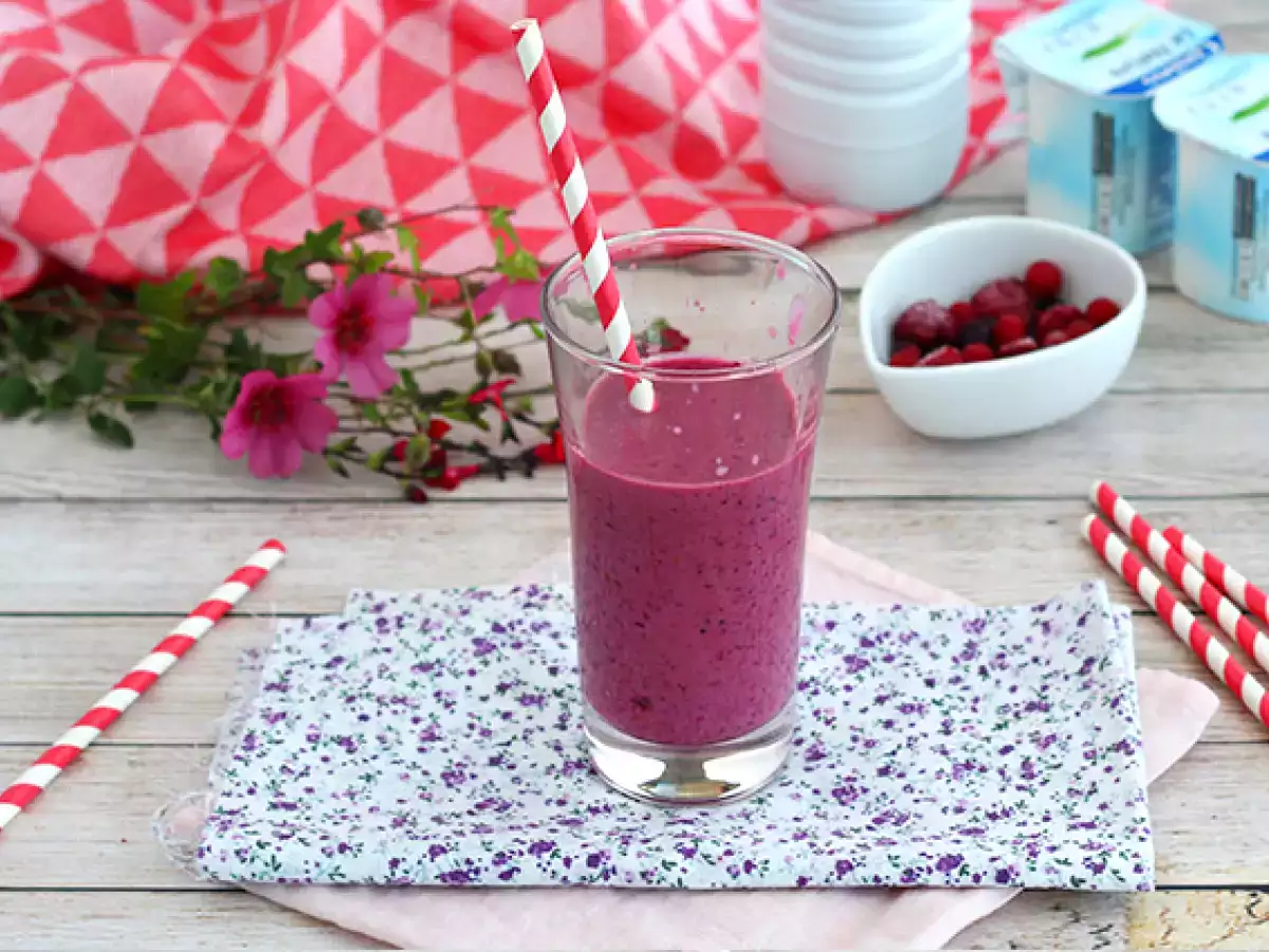 Červené ovocie lassi - foto 3