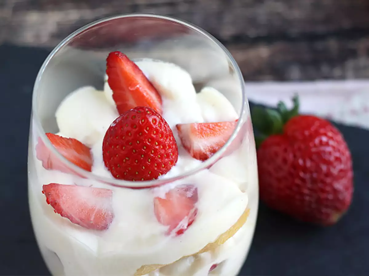 Chladené jahodové tiramisu verrines - foto 3