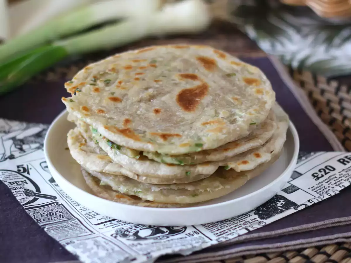 Čínske palacinky so zelenou cibuľkou - Scallion pancakes