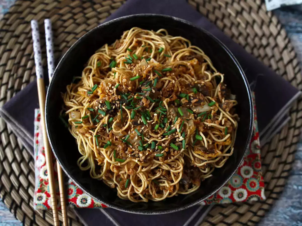 Čínske rezance wok (zelenina a sójový proteín) - foto 3