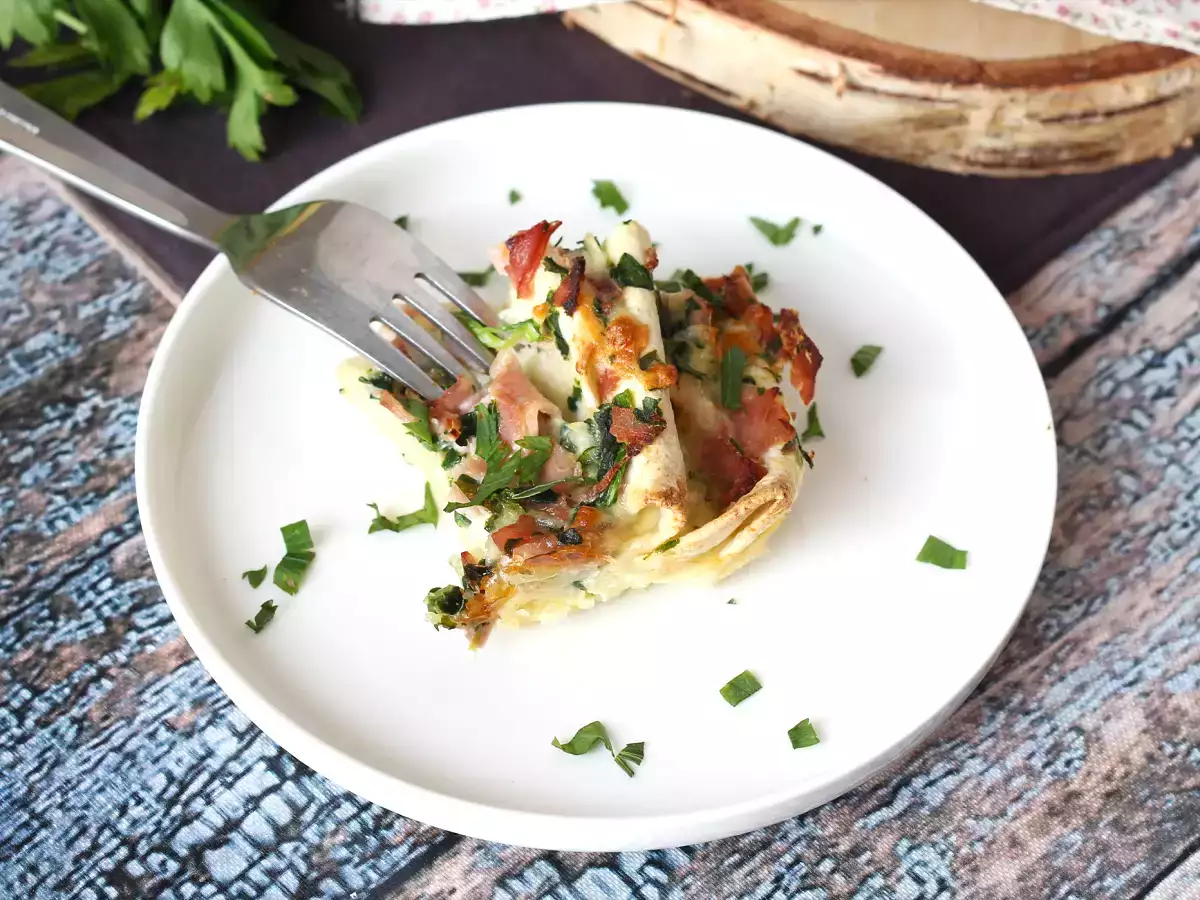 Čo robiť s tortillami Zapekaná šunka, špenát a mozzarella na spôsob mrveničkového koláča - foto 2