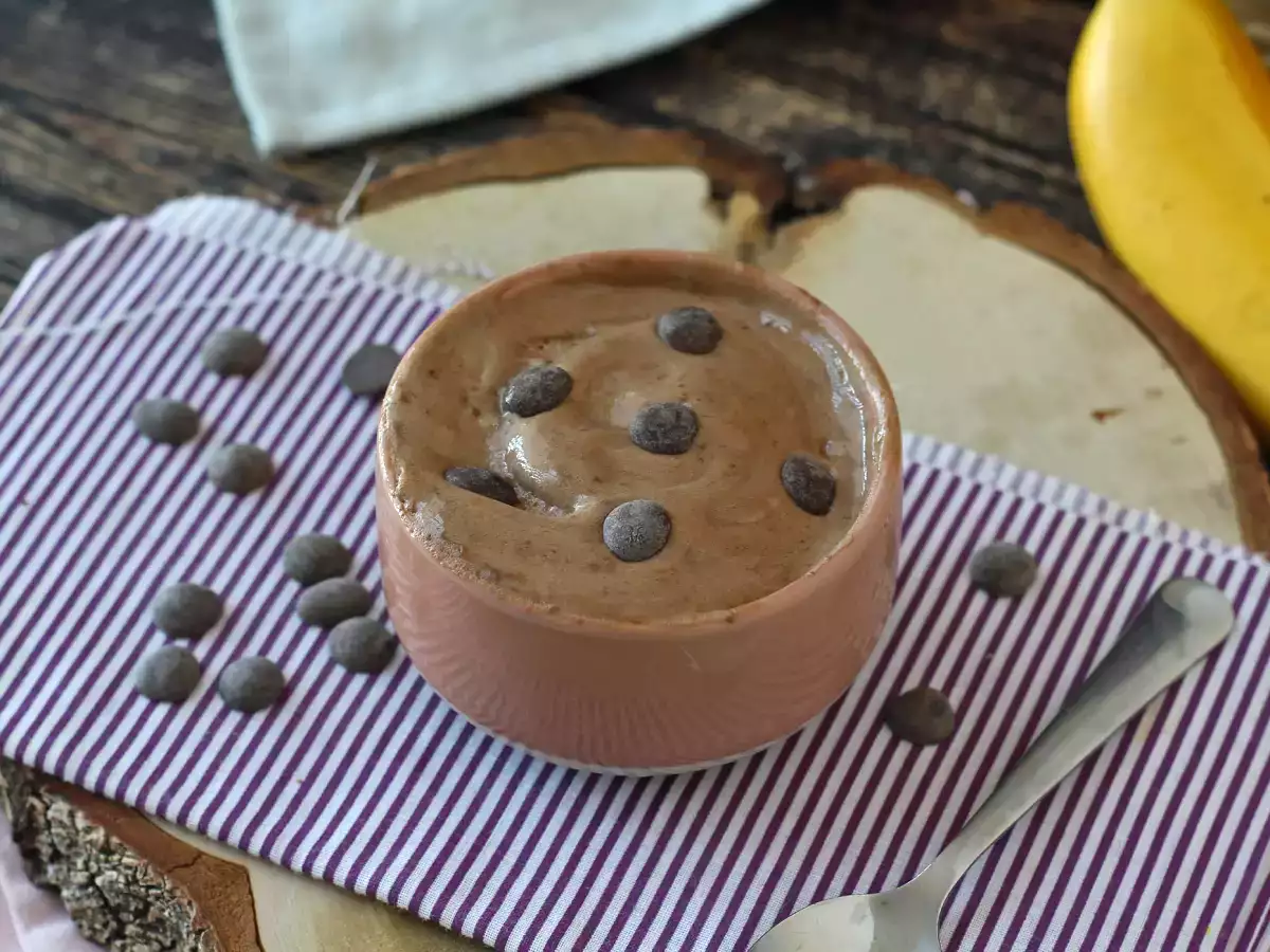 Čokoládová srvátková super proteínová zmrzlina, hotová za 5 minút! - foto 4