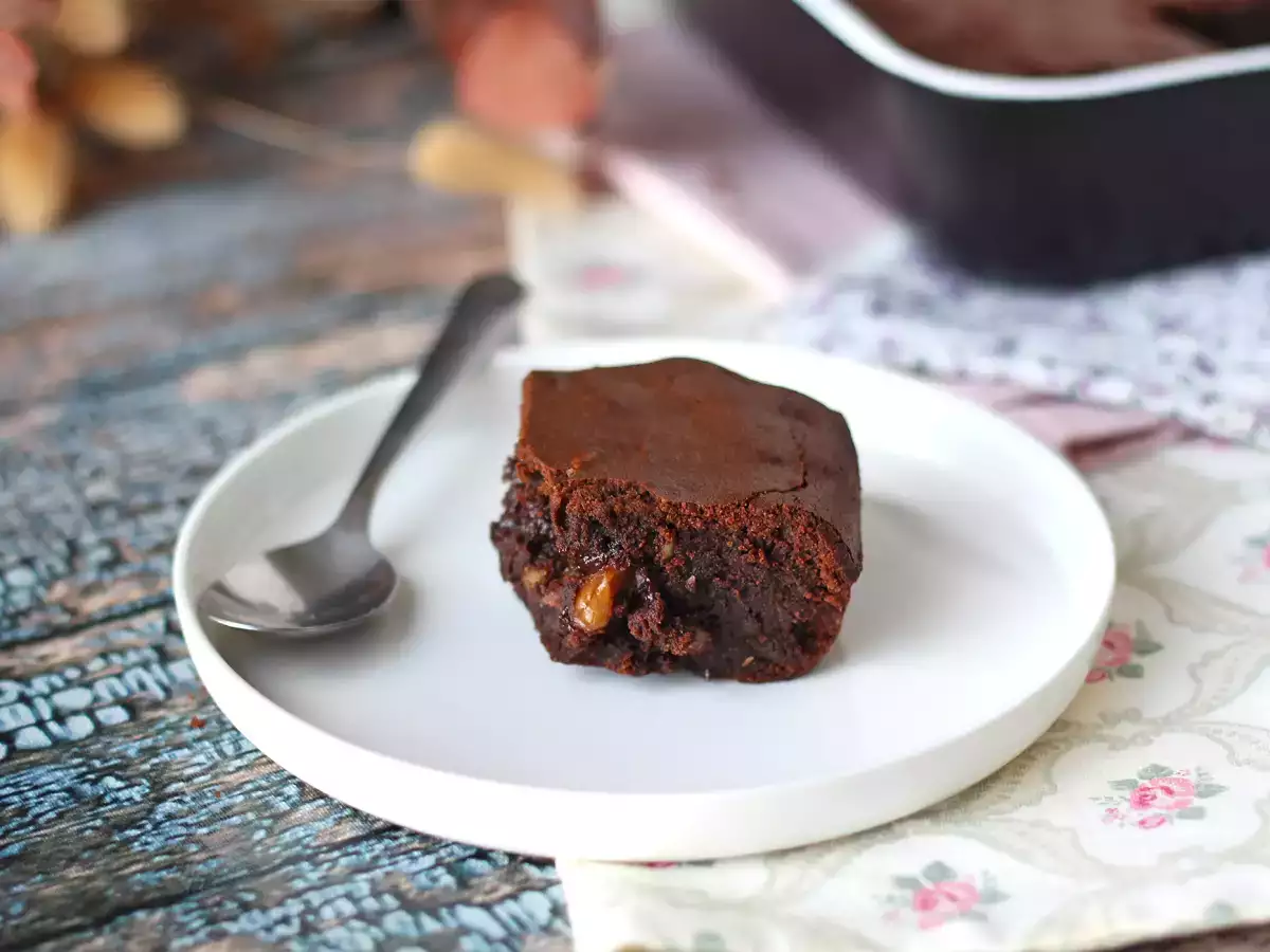 Čokoládový a orechový koláčik vo fritéze - foto 7