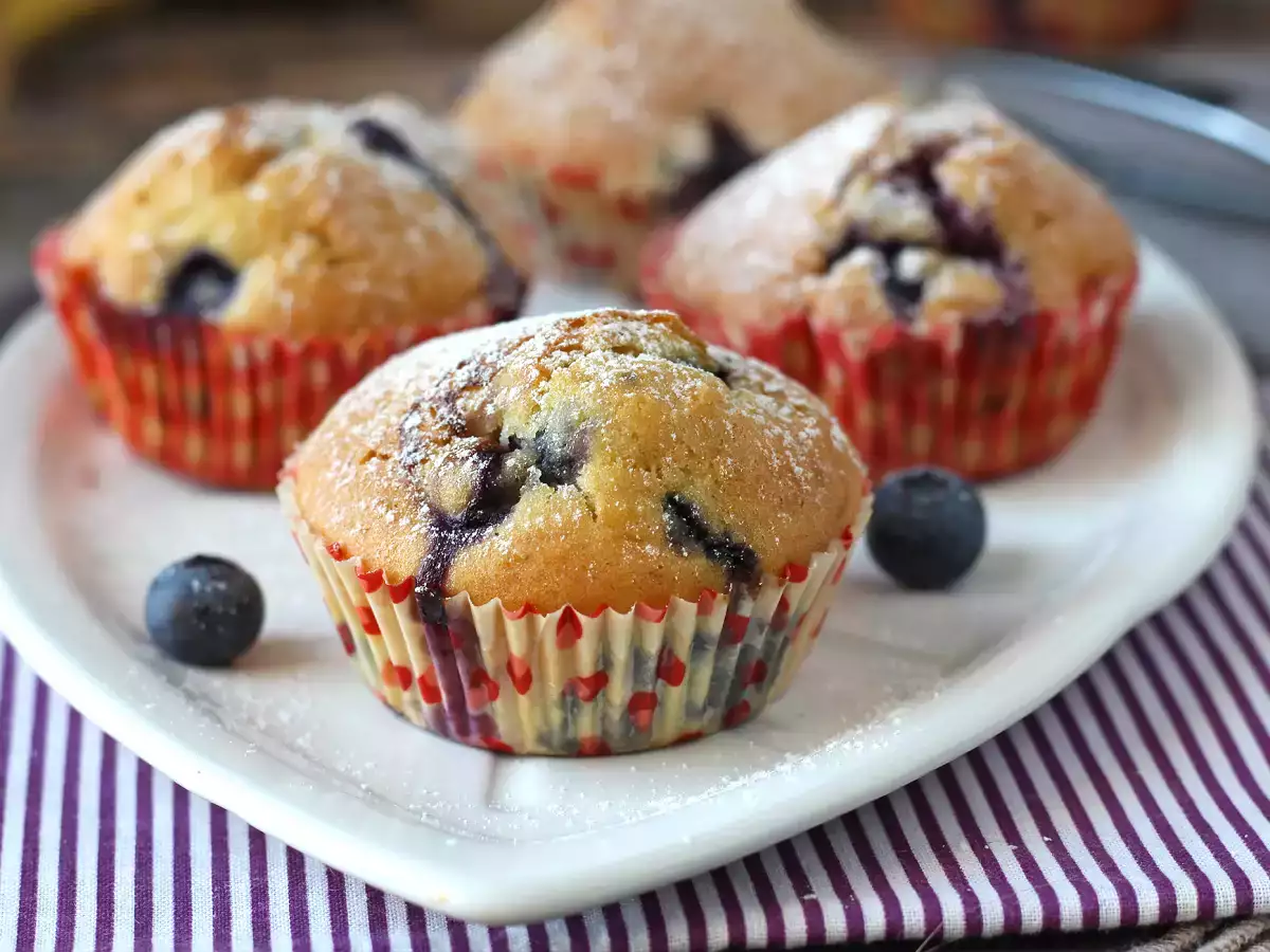 Čučoriedkové muffiny, mini verzia pyrenejského koláča! - foto 5