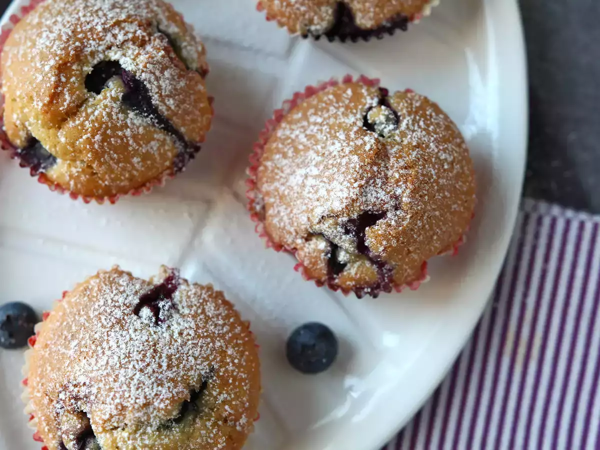 Čučoriedkové muffiny, mini verzia pyrenejského koláča! - foto 7