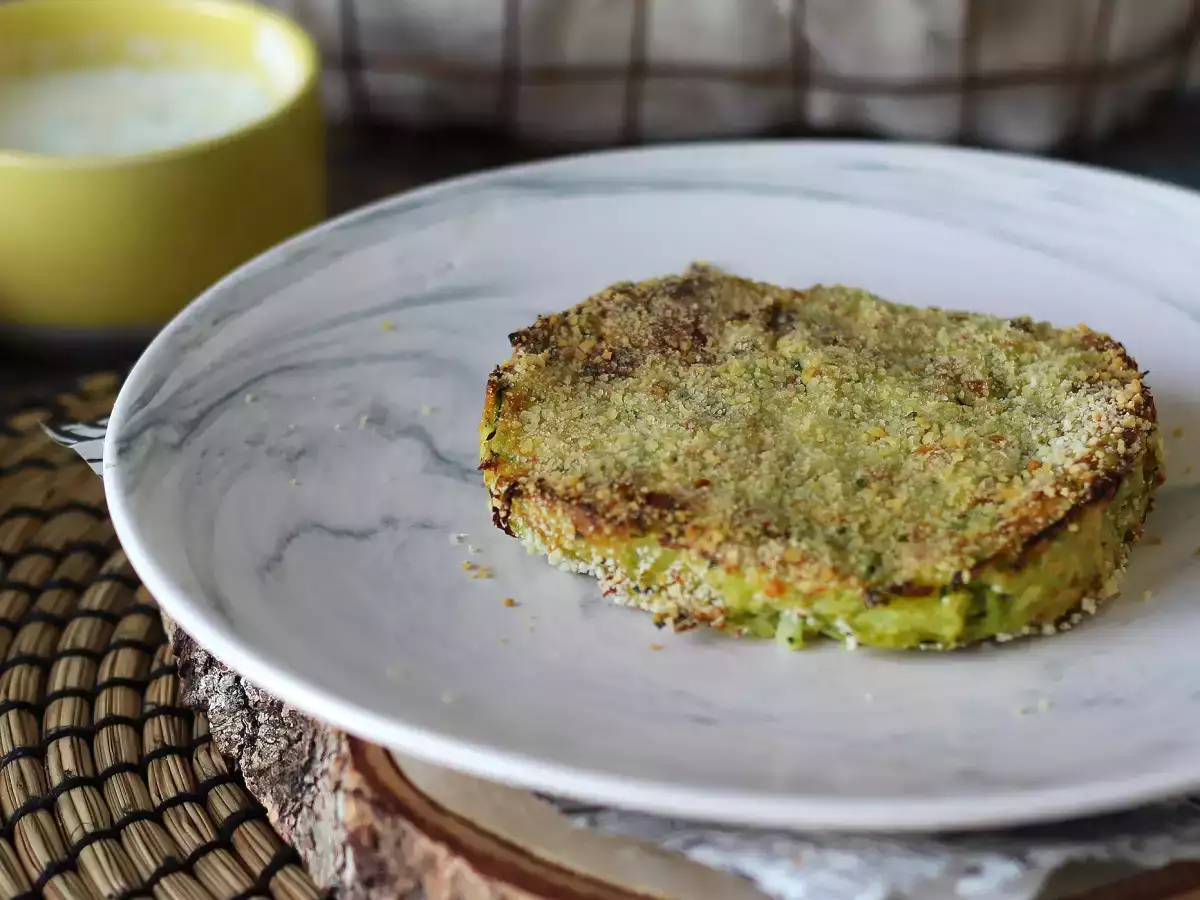 Cuketový a zemiakový burger vo fritéze - foto 4