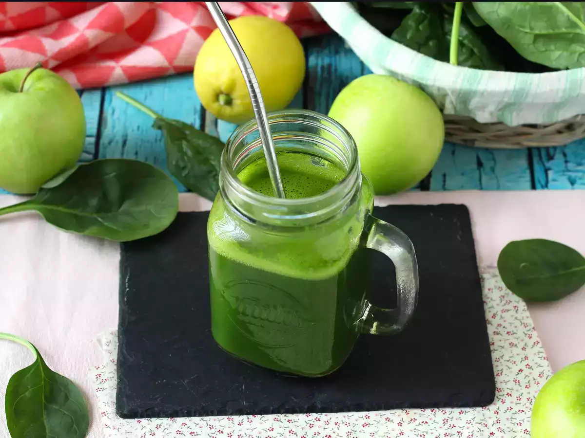 Detoxikačná zelená šťava bez extraktora pre maximum vitamínov! - foto 4