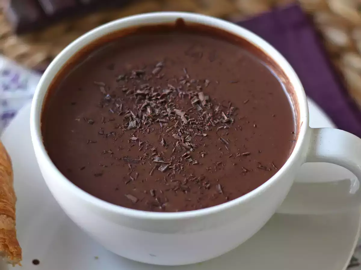 Domáca horúca čokoláda: jednoduchý recept na hustú, lesklú a hodvábnu čokoládu - foto 5