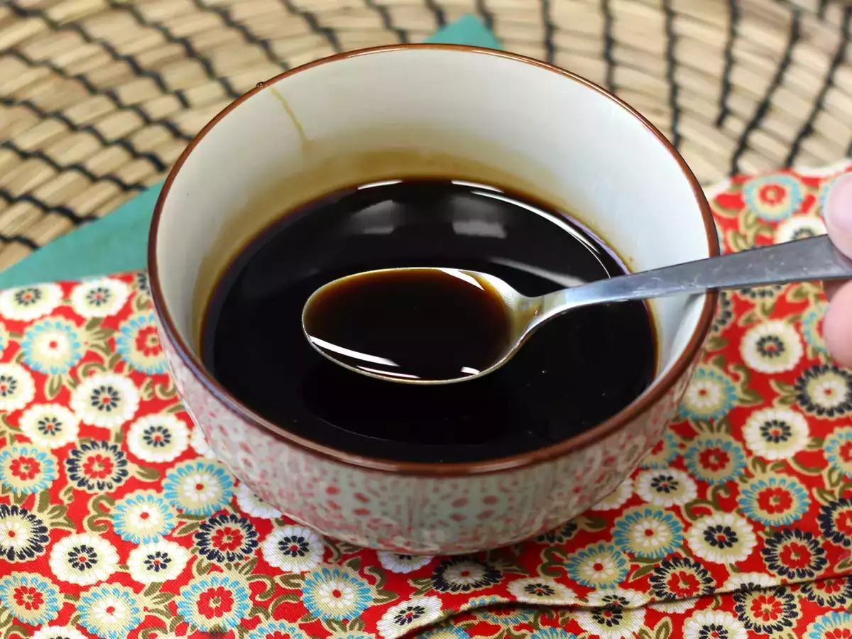 Domáca teriyaki omáčka, ideálna k lososovi a kuraciemu mäsu!
