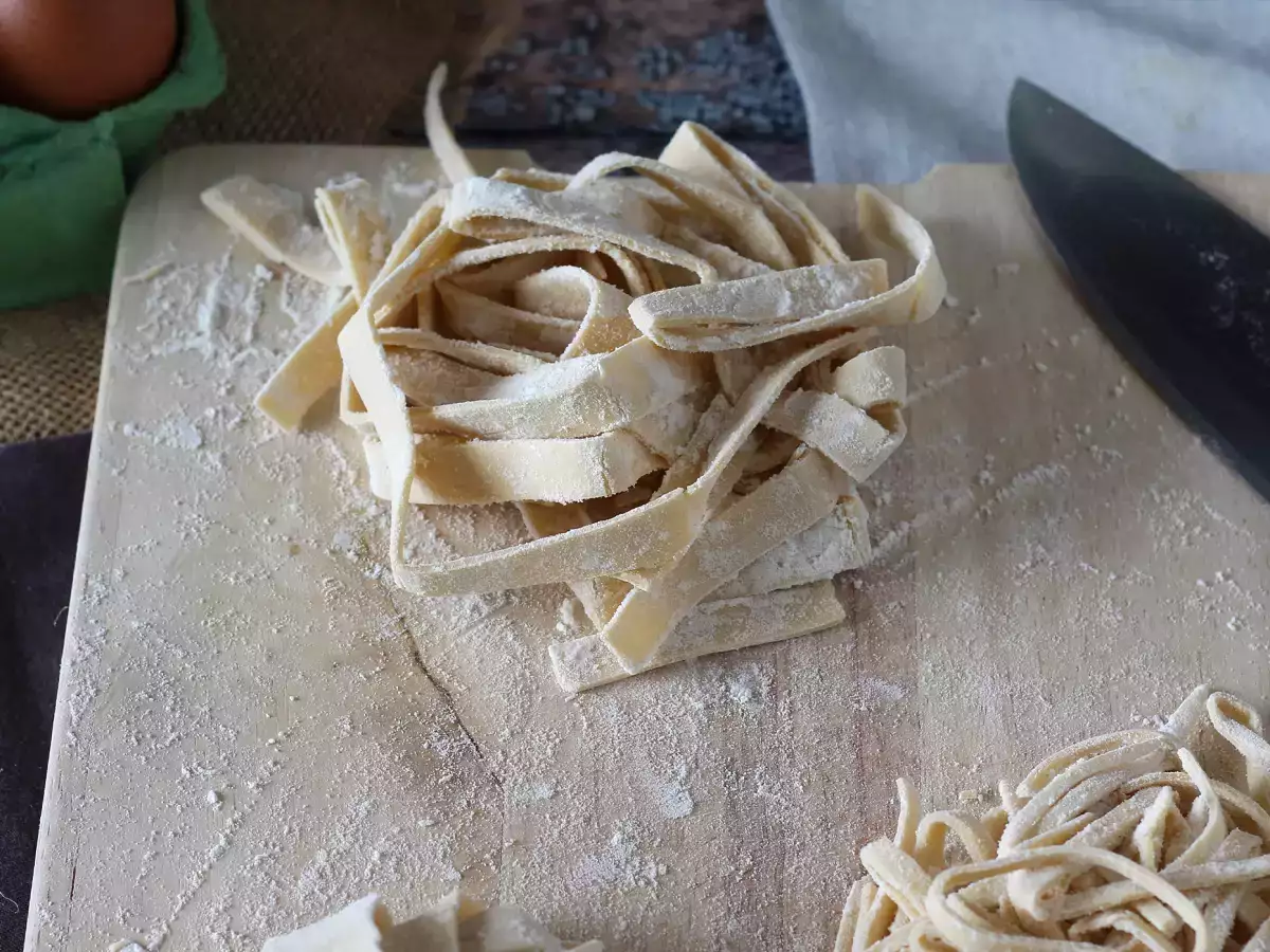 Domáce tagliatelle, postup vysvetlený krok za krokom - foto 5