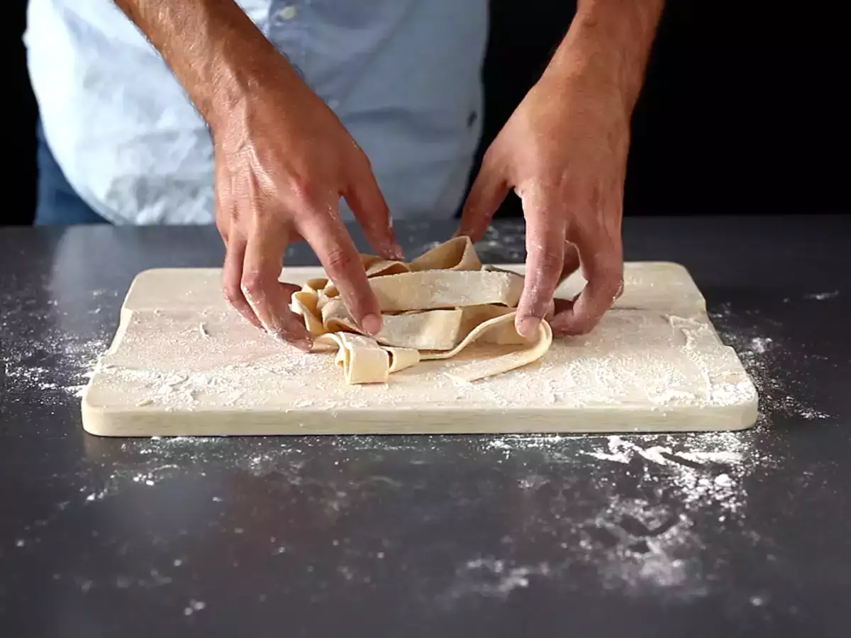 Domáce vaječné pappardelle: recept vysvetlený krok za krokom - foto 3