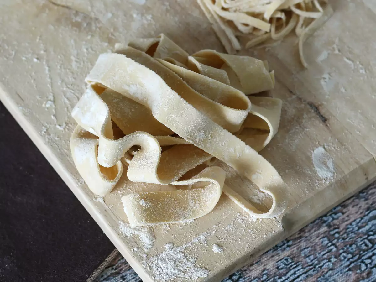 Domáce vaječné pappardelle: recept vysvetlený krok za krokom - foto 5