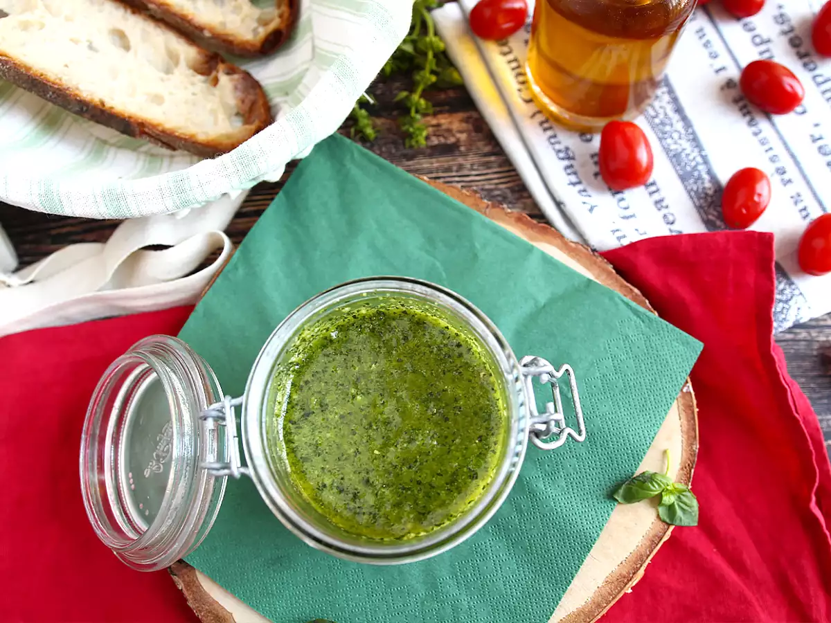 Domáce zelené pesto - pesto alla genovese - foto 4