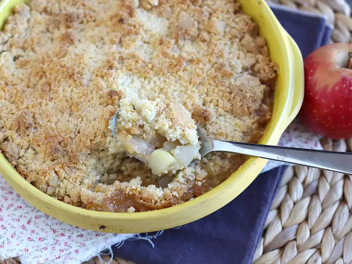 Extra chrumkavá a roztápajúca sa jablkovo-hruškový crumble - foto 3