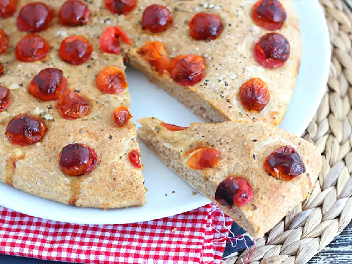 Focaccia s cherry paradajkami - foto 4