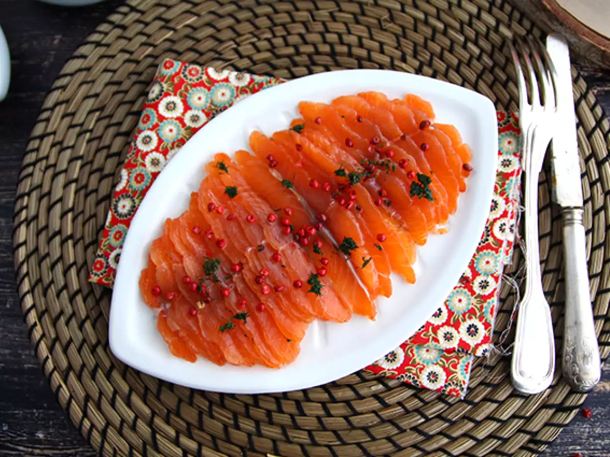 Gravlax, marinovaný losos na švédsky spôsob - foto 3