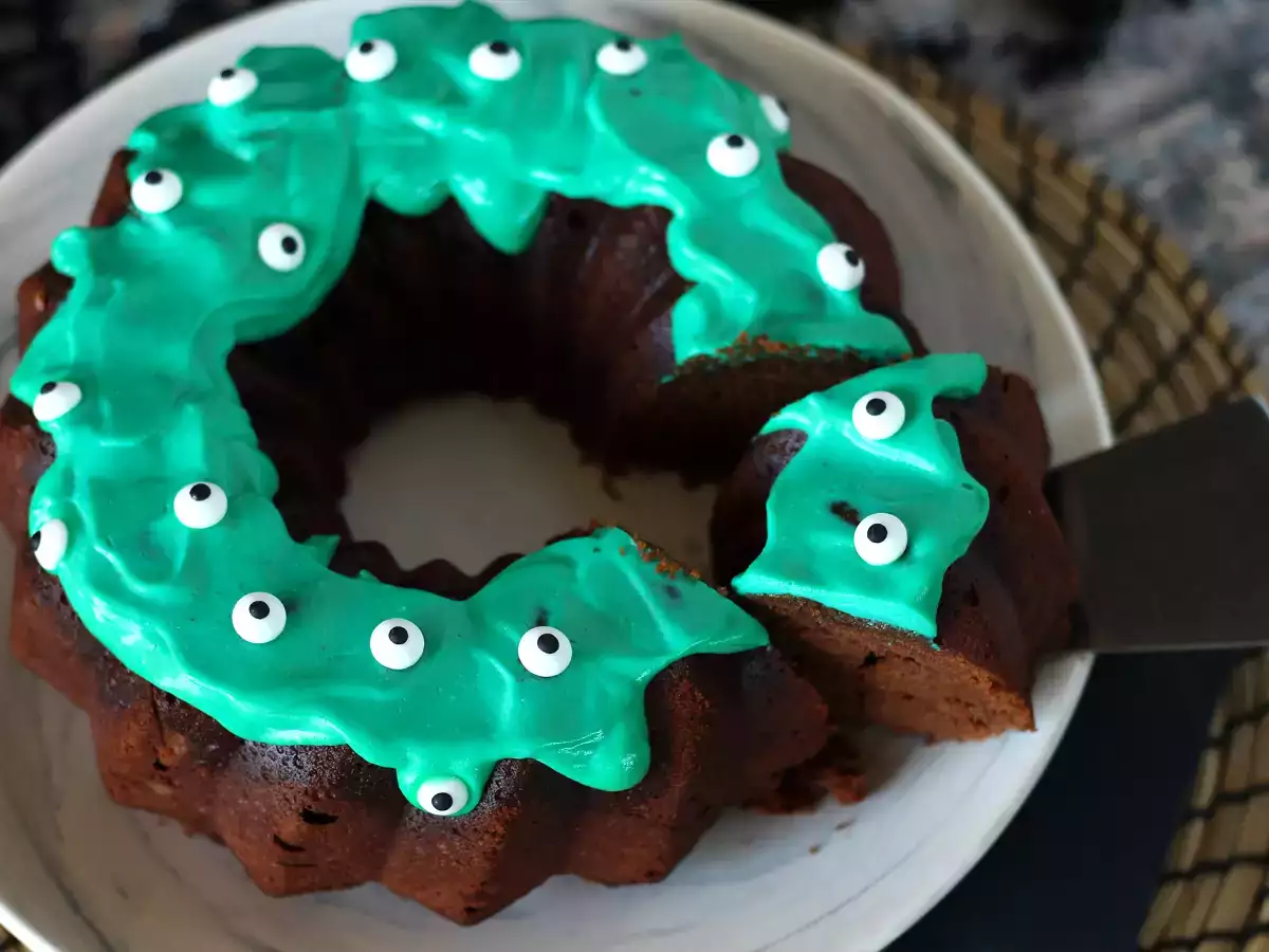 Halloween Bundt torta, lahodný čokoládový koláč - foto 5