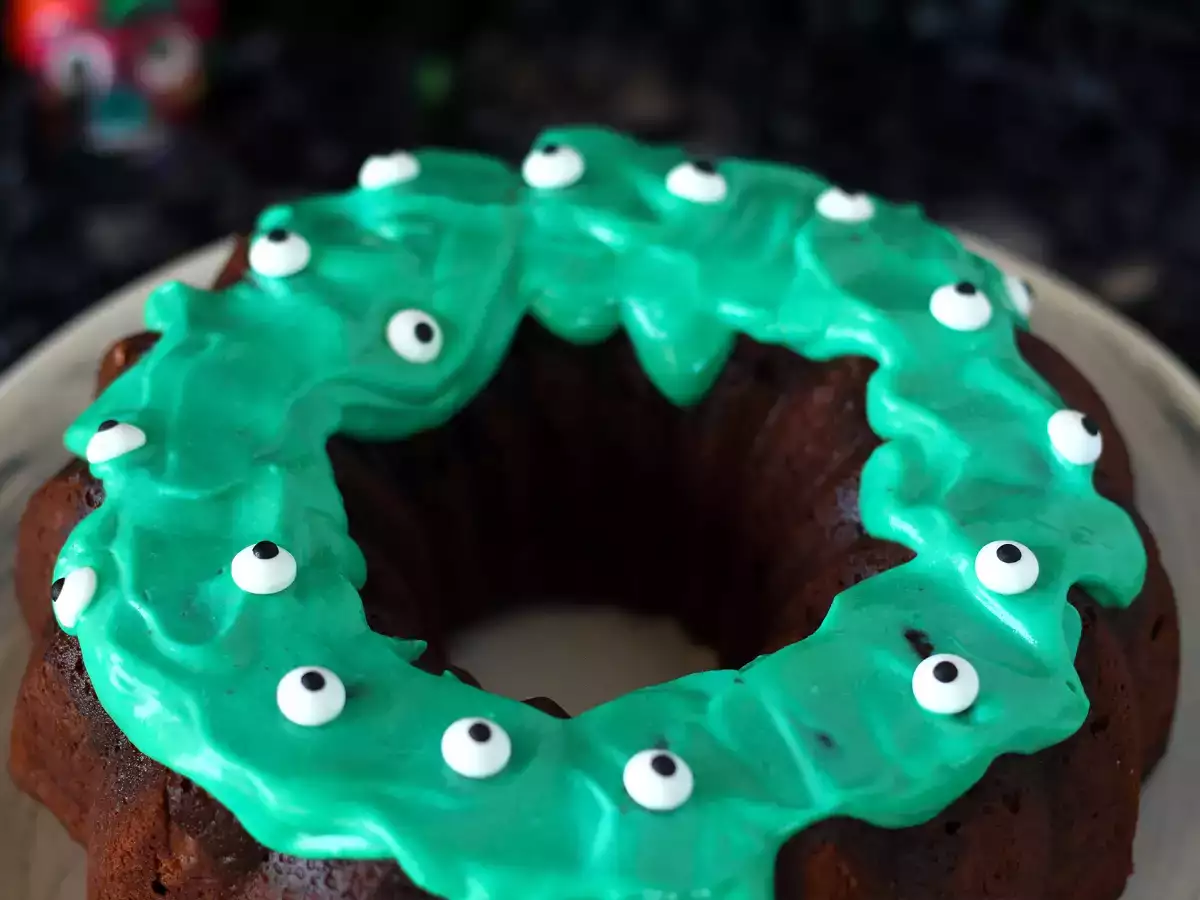 Halloween Bundt torta, lahodný čokoládový koláč - foto 7