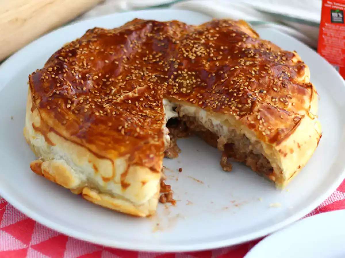 Hamburgerový koláč, cheeseburger na rozdelenie!