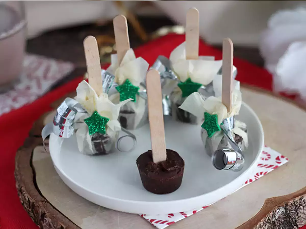 Horké čokoládové lízanky: horká čokoláda + Carambar - foto 5