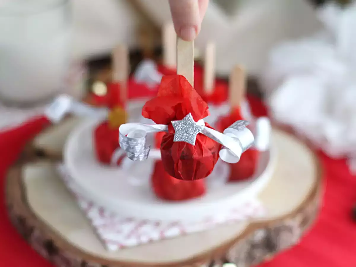 Horké čokoládové lízanky: horká čokoláda + marshmallow - foto 2