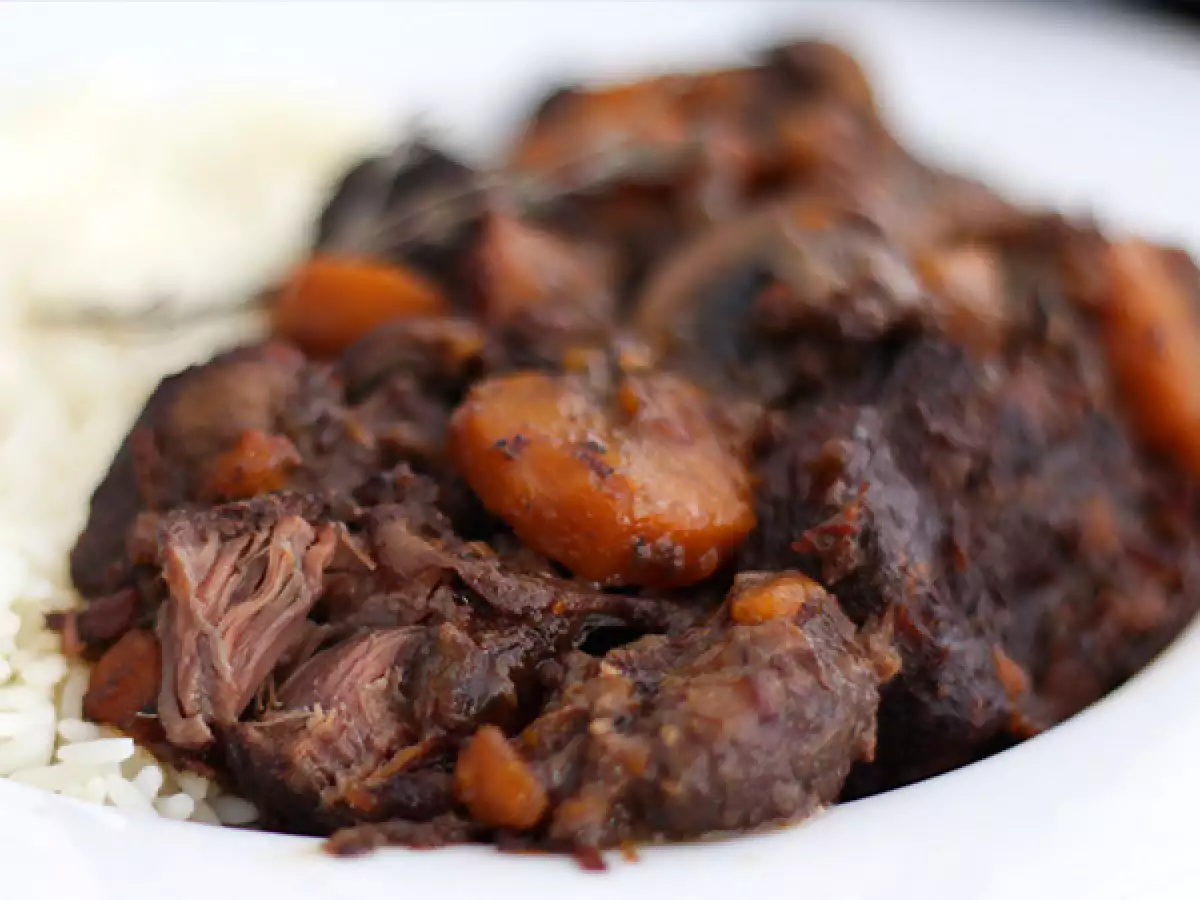 Hovädzie bourguignon - foto 2