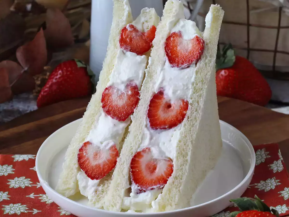 Ichigo sando, japonský jahodový sendvič!