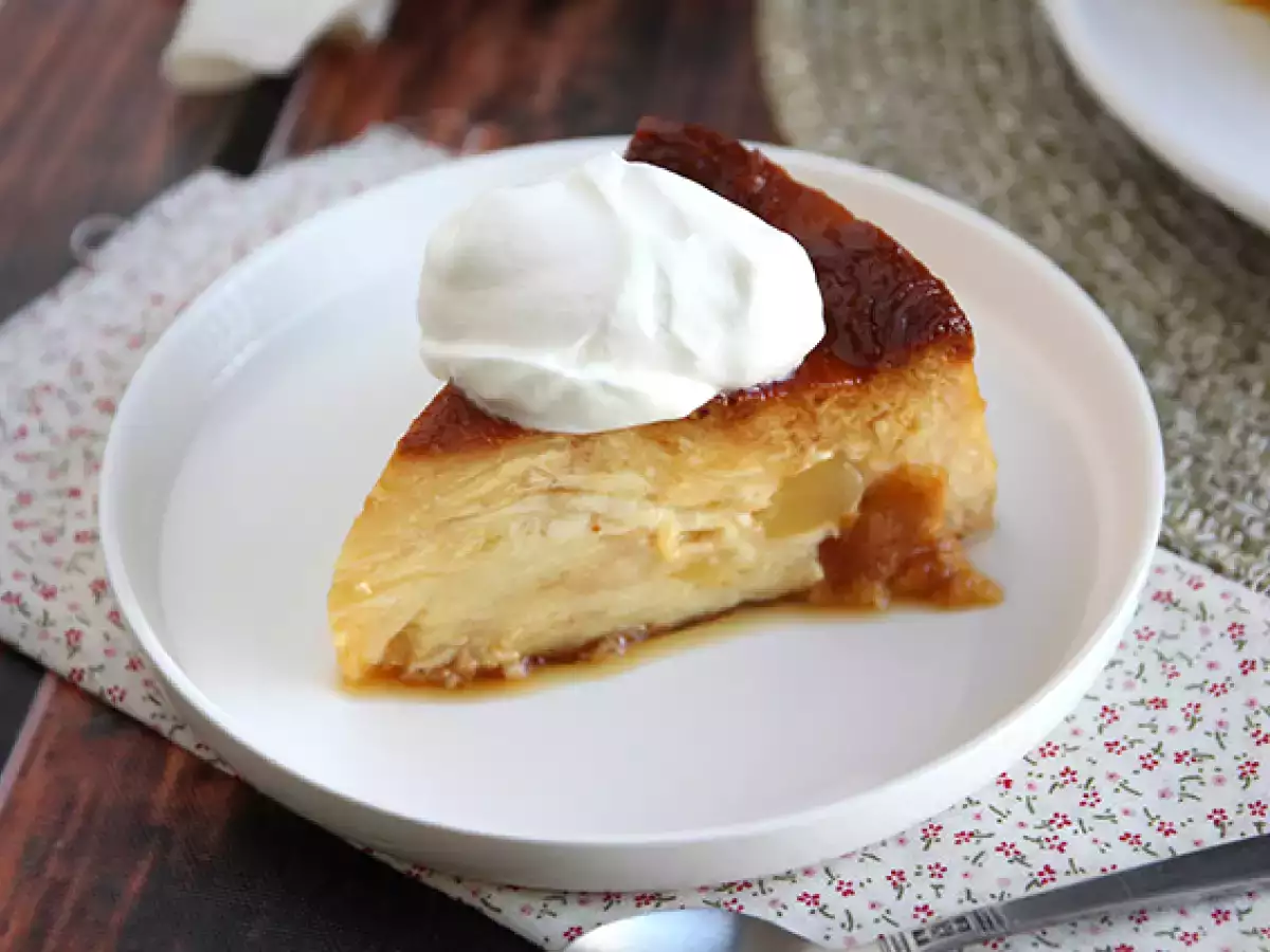 Jablkový a karamelový puding s croissantmi - foto 6