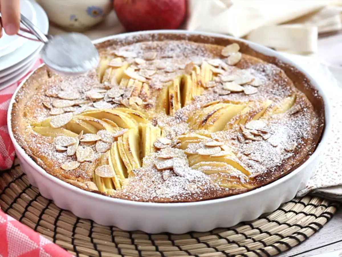 Jablkový a mandľový koláč (Tarte normande) - foto 6