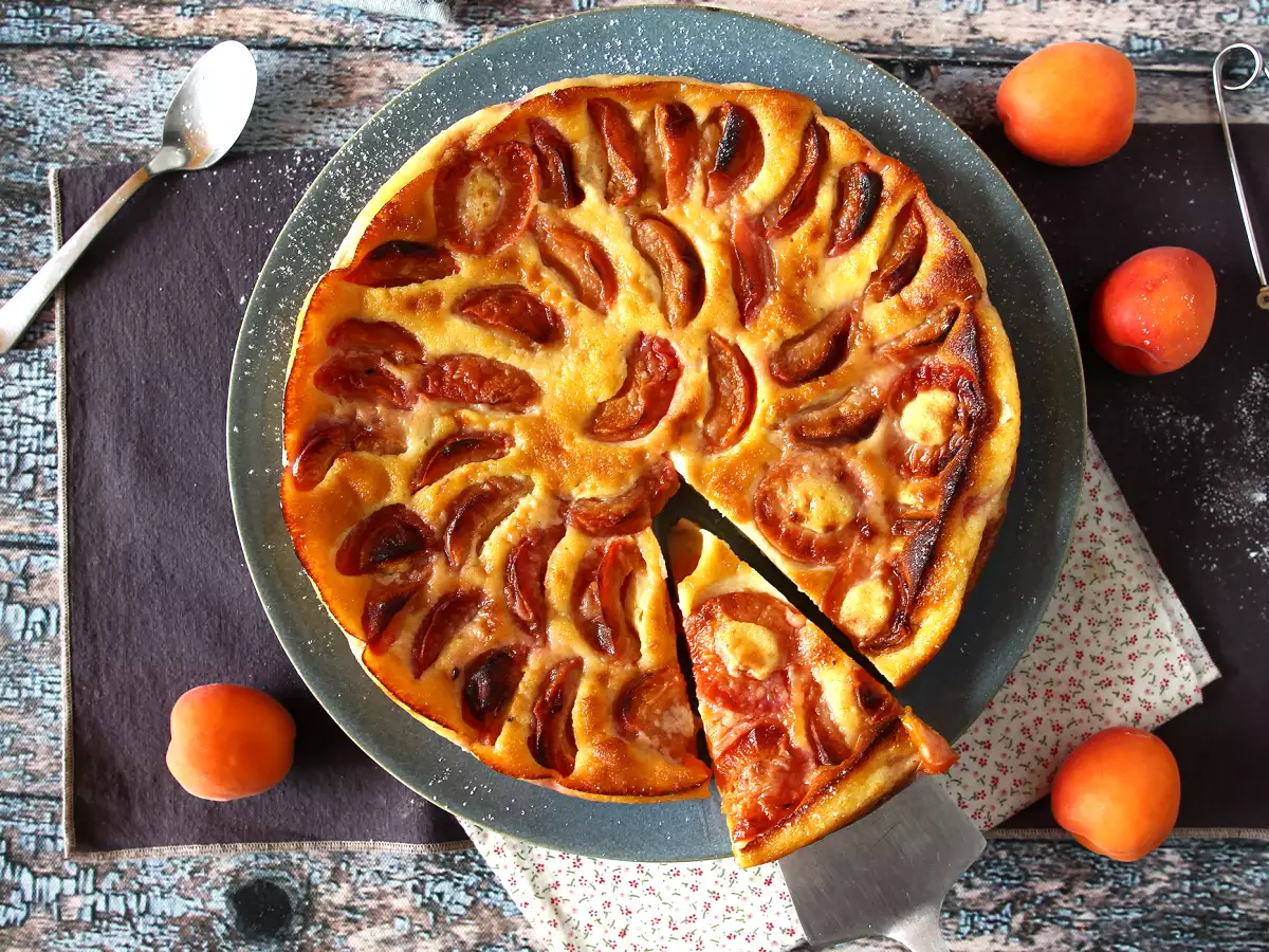 Jednoduchý marhuľový clafoutis - foto 2