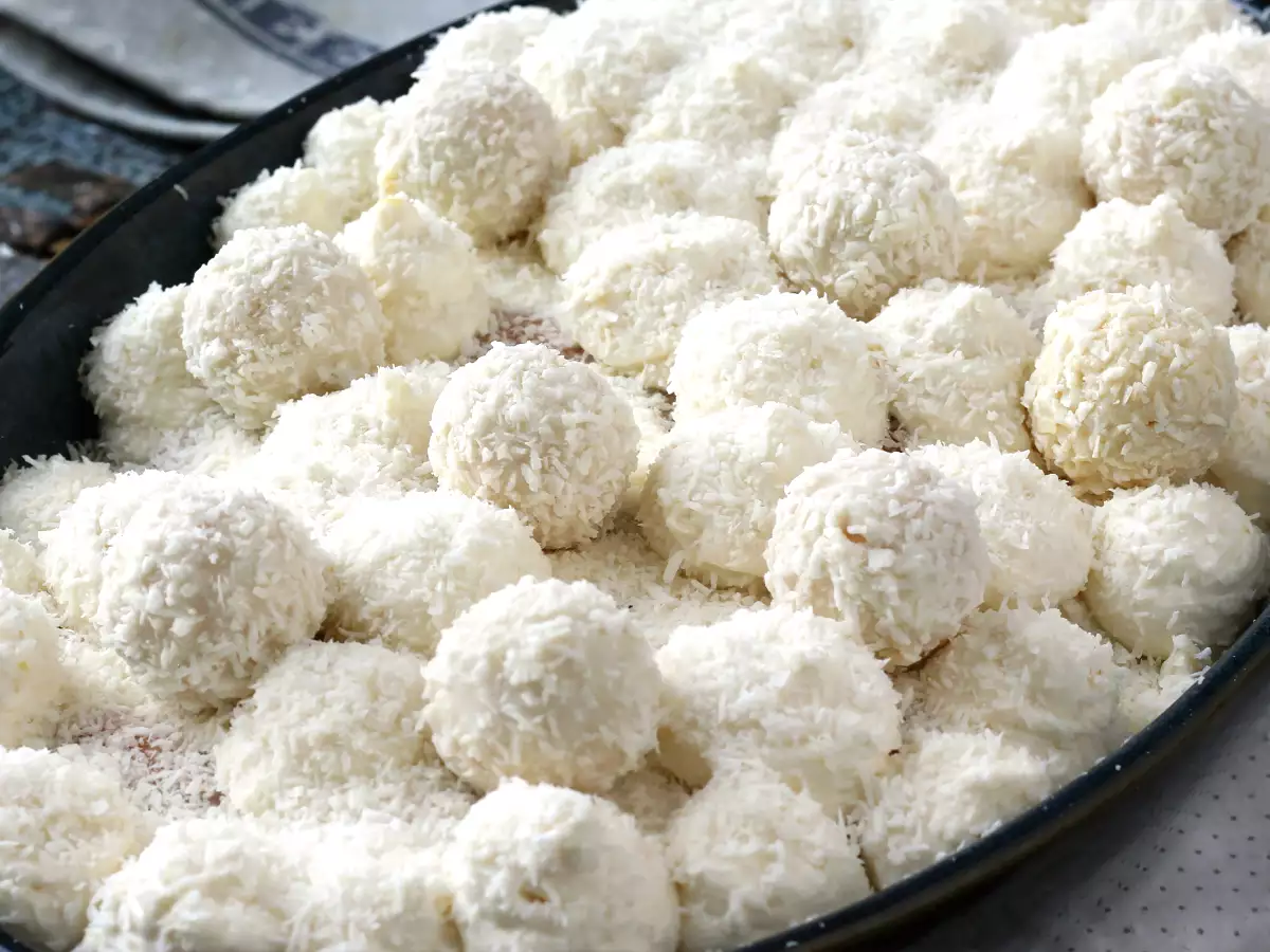 Kokosové tiramisu s Raffaellom - foto 5