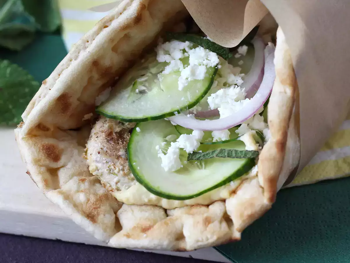 Kurací gyros, grécky sendvič, ktorý si zamilujete! - foto 2