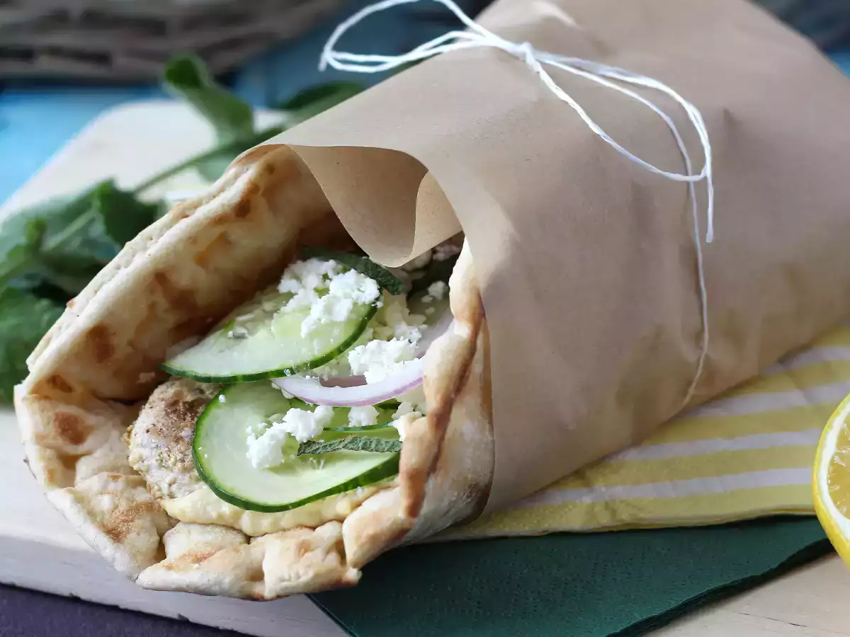 Kurací gyros, grécky sendvič, ktorý si zamilujete! - foto 4